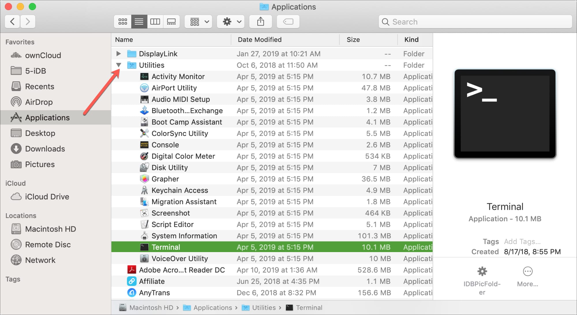A screenshot showing how to open a terminal in MacOS